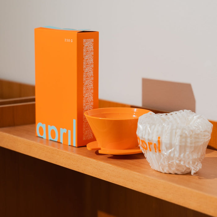 Plastic Brewer + Paper Filter + 250g Filter Beans